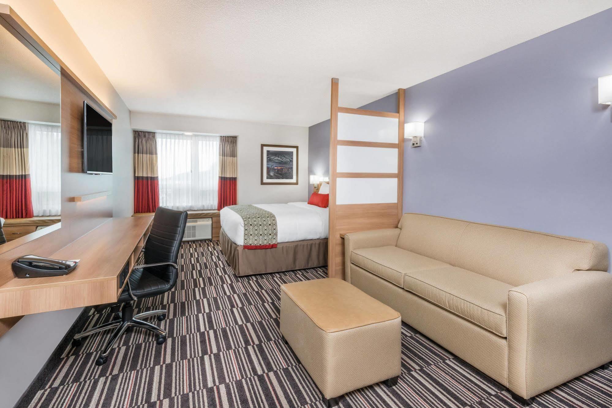 Microtel Inn & Suites By Wyndham Sudbury Exterior foto